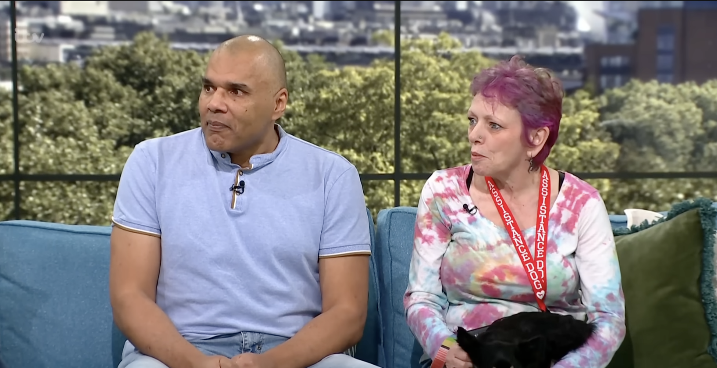 Séparé de sa soeur à 12 ans, il la retrouve 60 ans plus tard