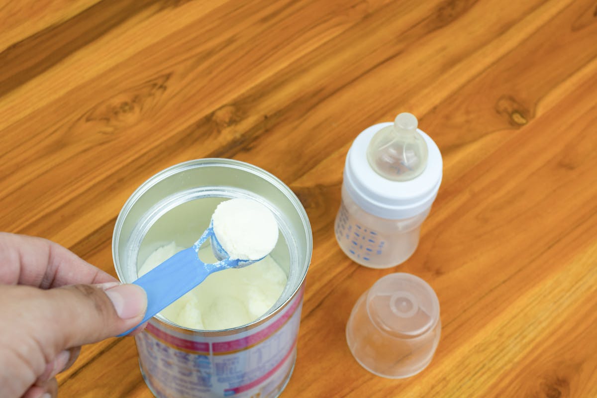 Rappel de laits infantiles Guigoz, Nidal et Picot : que doivent faire les parents ?