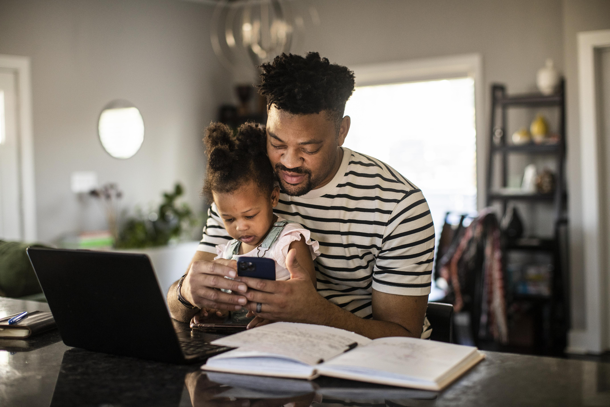 Voici les questions les plus insolites que les parents posent à Google au sujet de leurs enfants