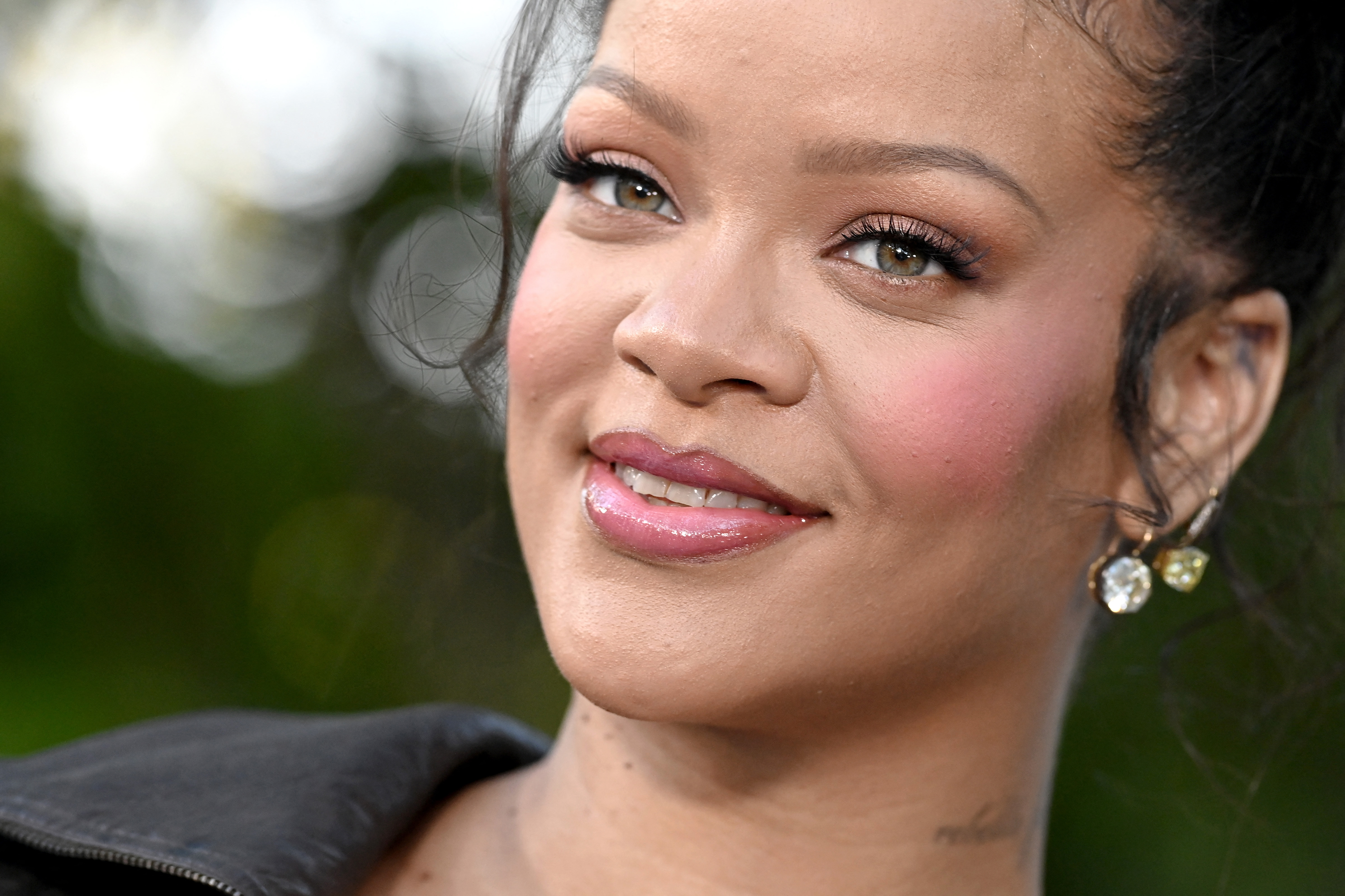 Rihanna dévoile un tatouage très spécial imaginé par ses enfants
