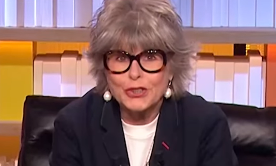 “J’avais 12 ans” : Katherine Pancol revient sur le viol qu’elle a subi enfant