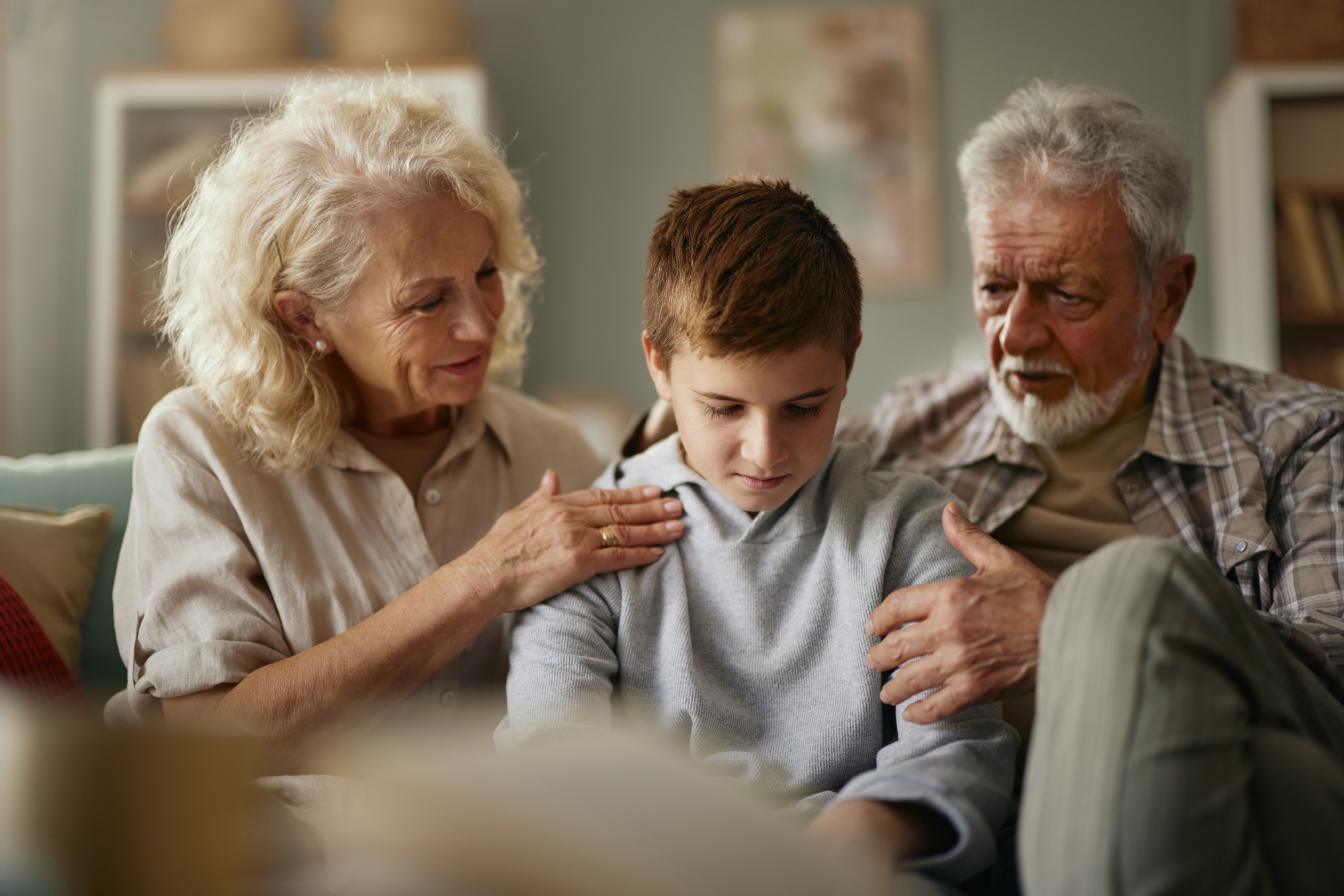 Les 3 phrases à éviter quand votre enfant refuse d'aller chez ses grands-parents