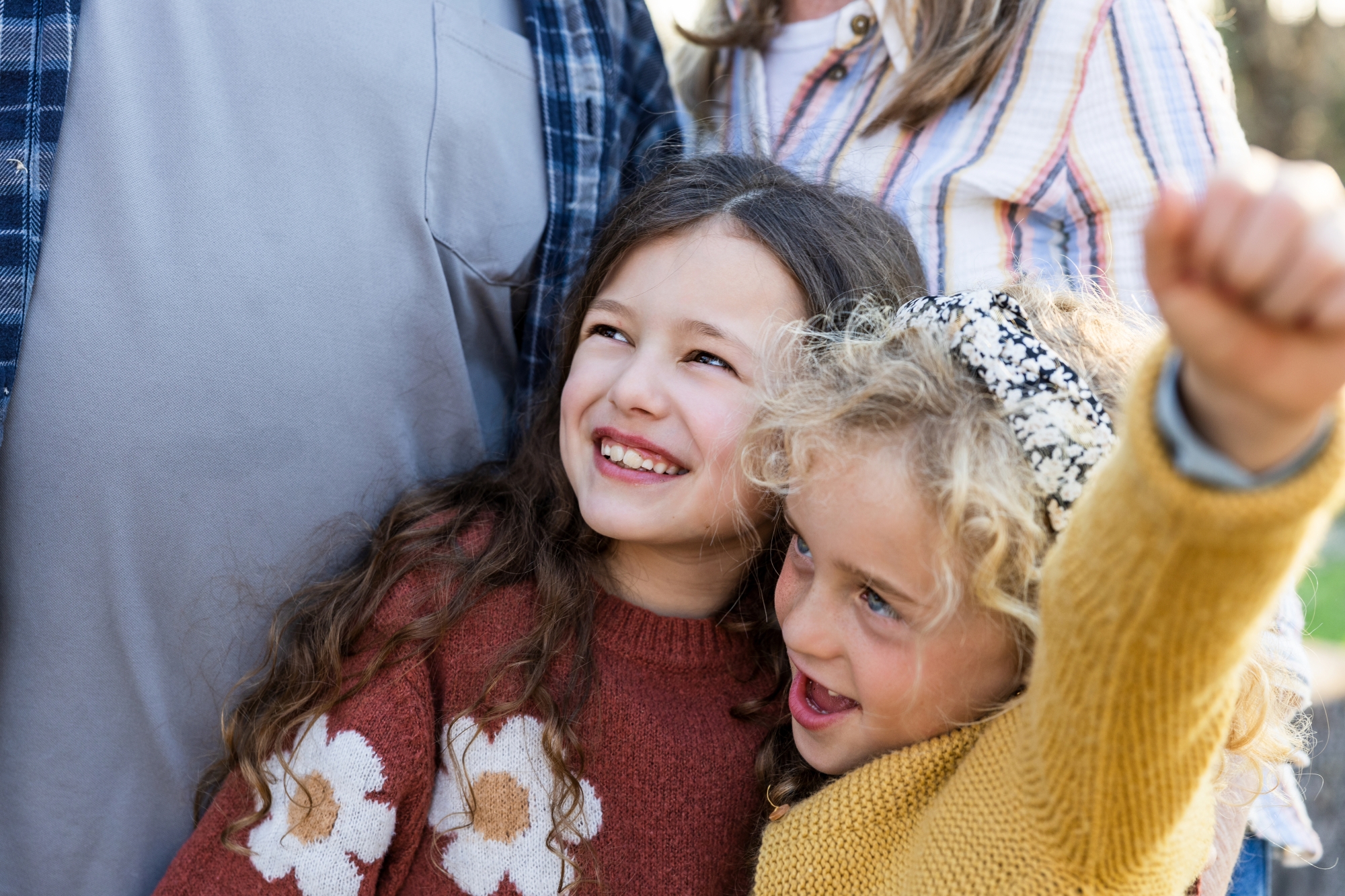 Les 3 phrases à dire à des grands-parents qui comparent les cousins entre eux