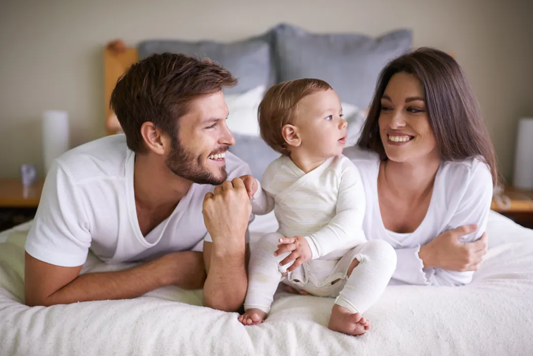 Bébé - Tout ce qu'il faut savoir sur les bébés | Parents.fr