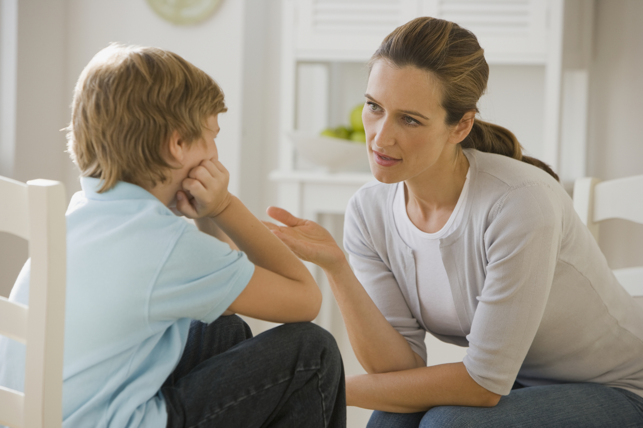 Cette étude révèle les lieux où les enfants se confient le plus facilement à leur mère