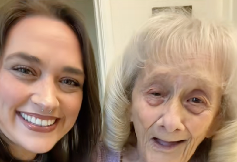 Elle bouleverse sa vie pour devenir l'aidante de sa grand-mère atteinte d'Alzheimer
