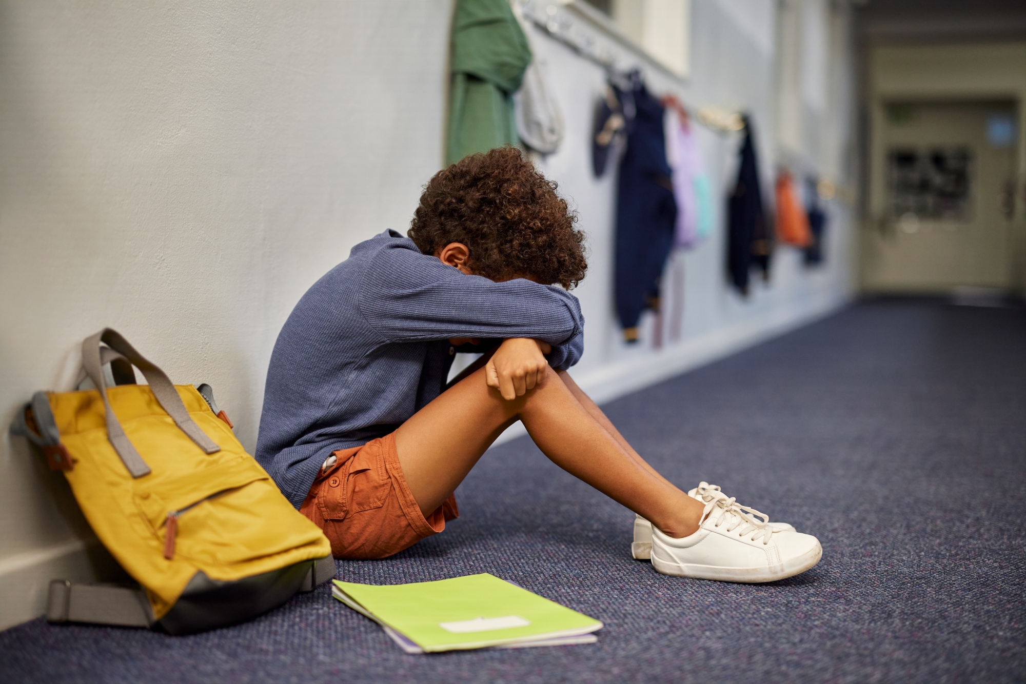 Les enfants les plus anxieux à la rentrée ont souvent ce point commun, selon les psychologues