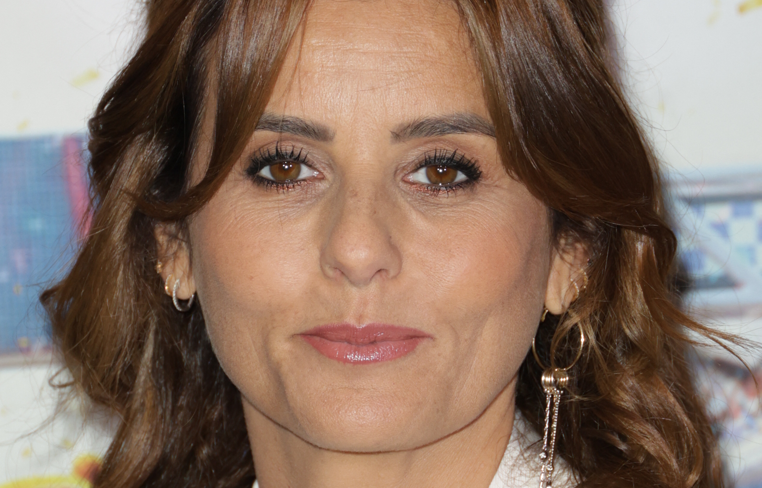 « Je tiens trois minutes » : Faustine Bollaert se confie sans filtre sur ce tabou parental