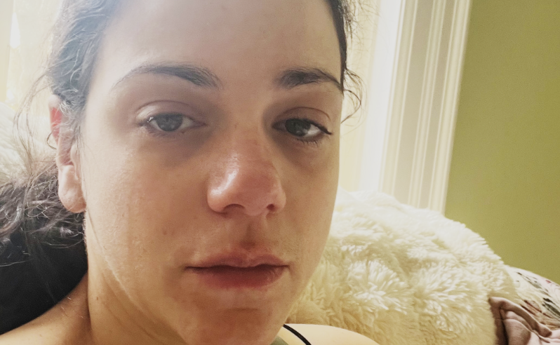 « Aujourd’hui a été le pire jour de ma vie » : elle dévoile les messages bouleversants envoyés à ses proches après son accouchement