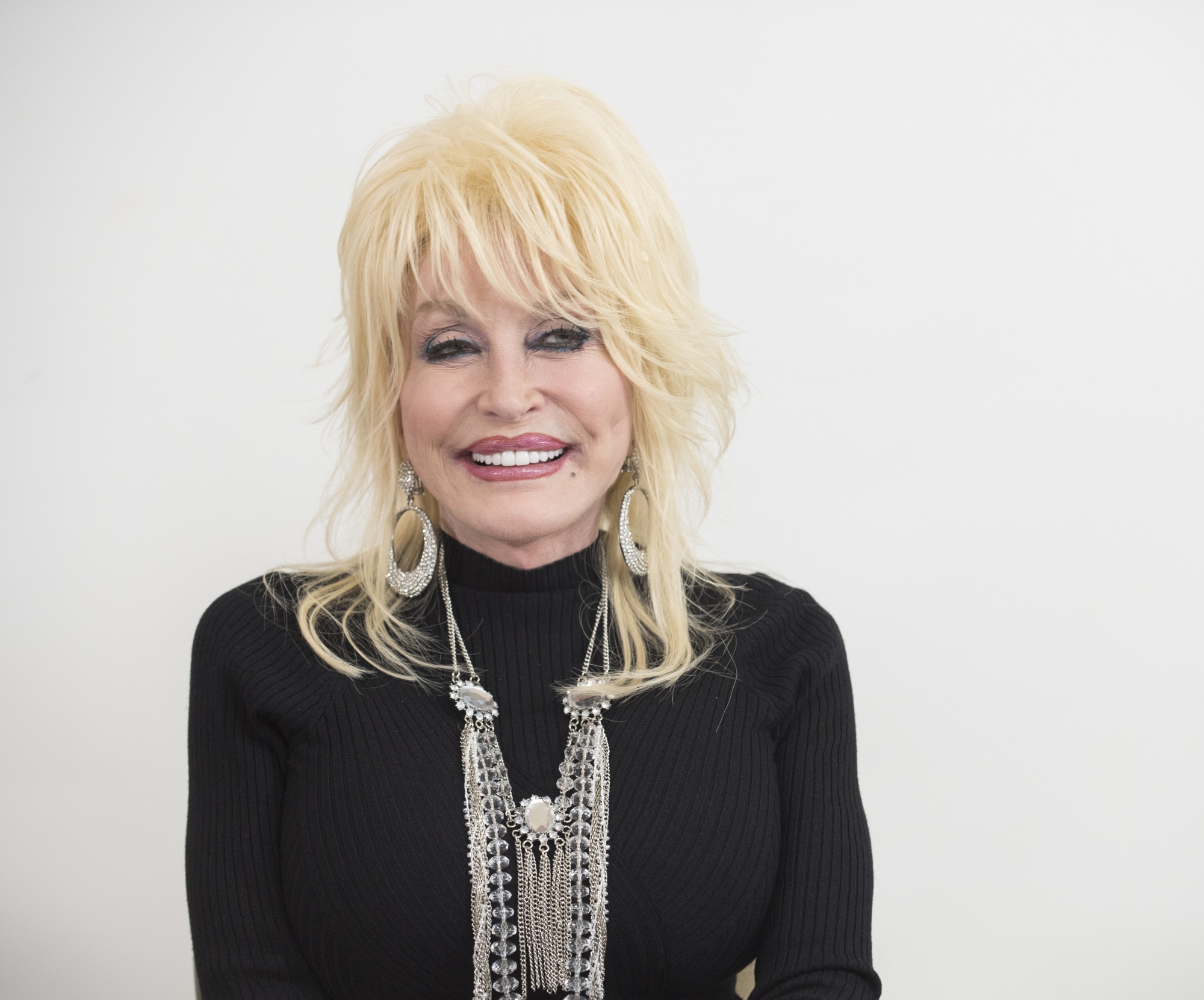 Mort de Dolly Parton : elle n’a jamais eu d’enfants, mais a changé la vie de millions d’entre eux