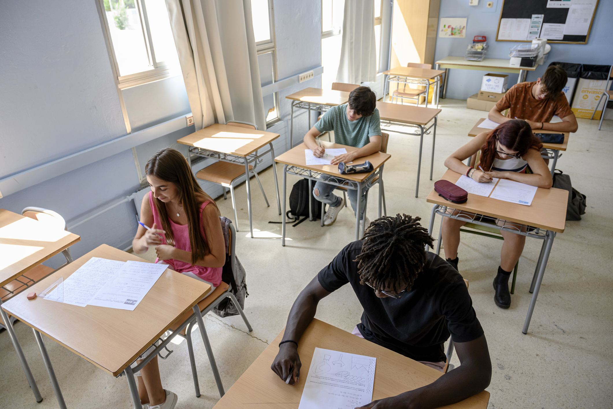 Brevet, bac : découvrez les dates clés des examens 2027 dès maintenant !