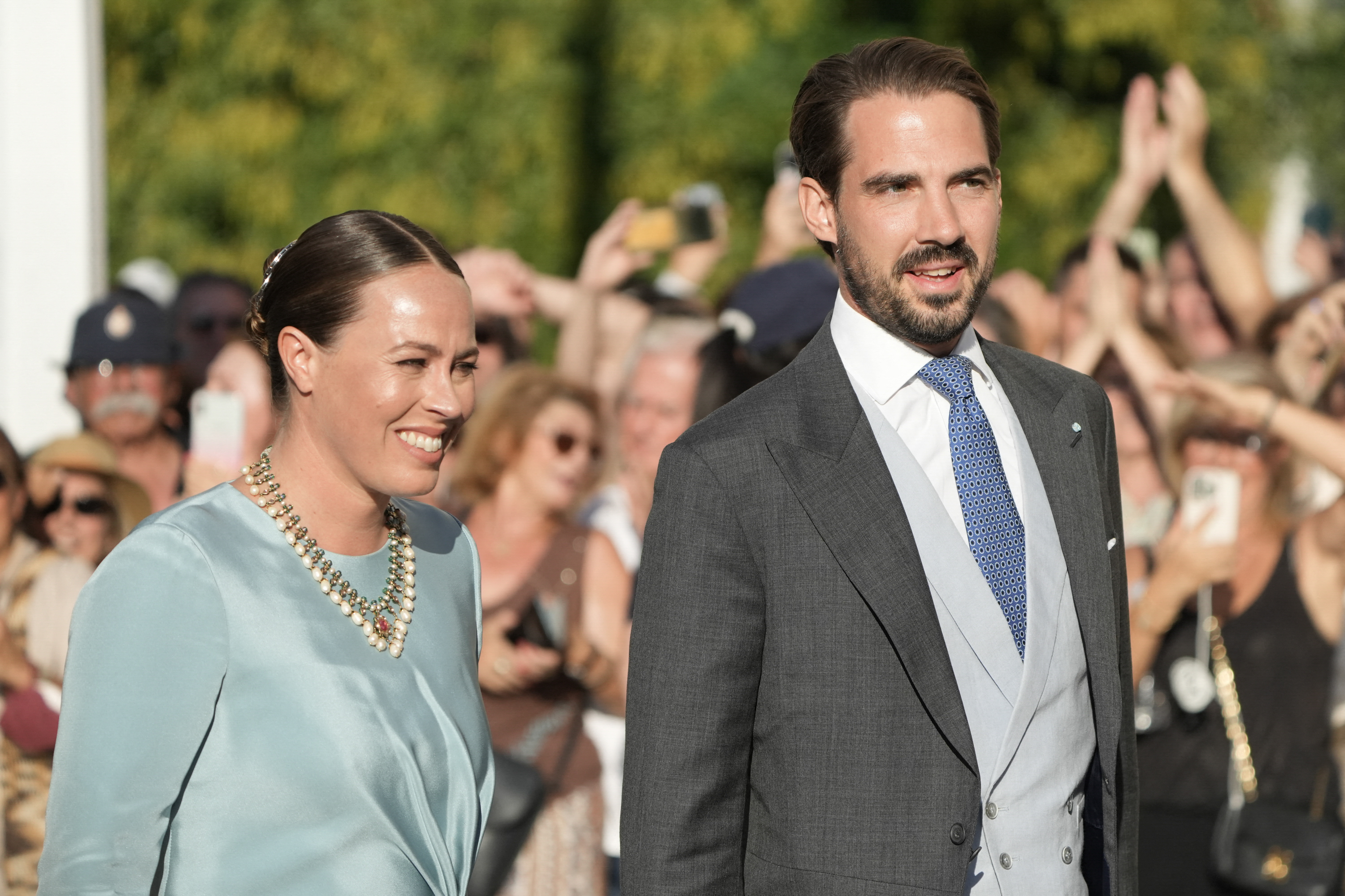 Philippos de Grèce et Nina Flohr parents pour la première fois d’un bébé né par GPA