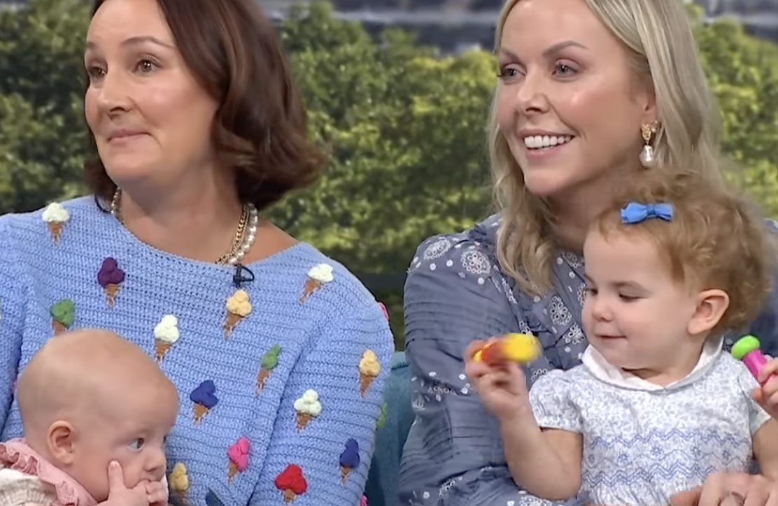 « Cela nous semble naturel »: ces deux belles-sœurs allaitent le bébé de l’autre