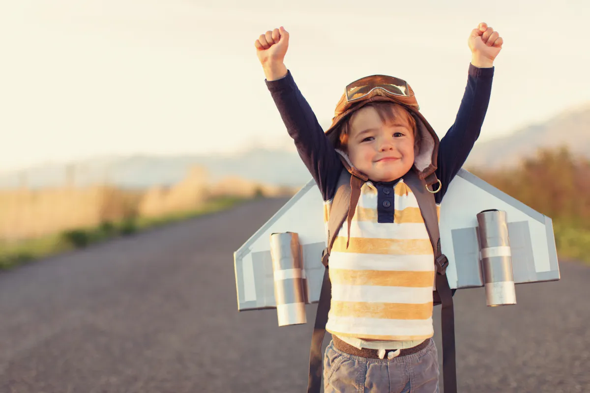 Les enfants qui ont confiance en eux entendent régulièrement ces 4 phrases à la maison