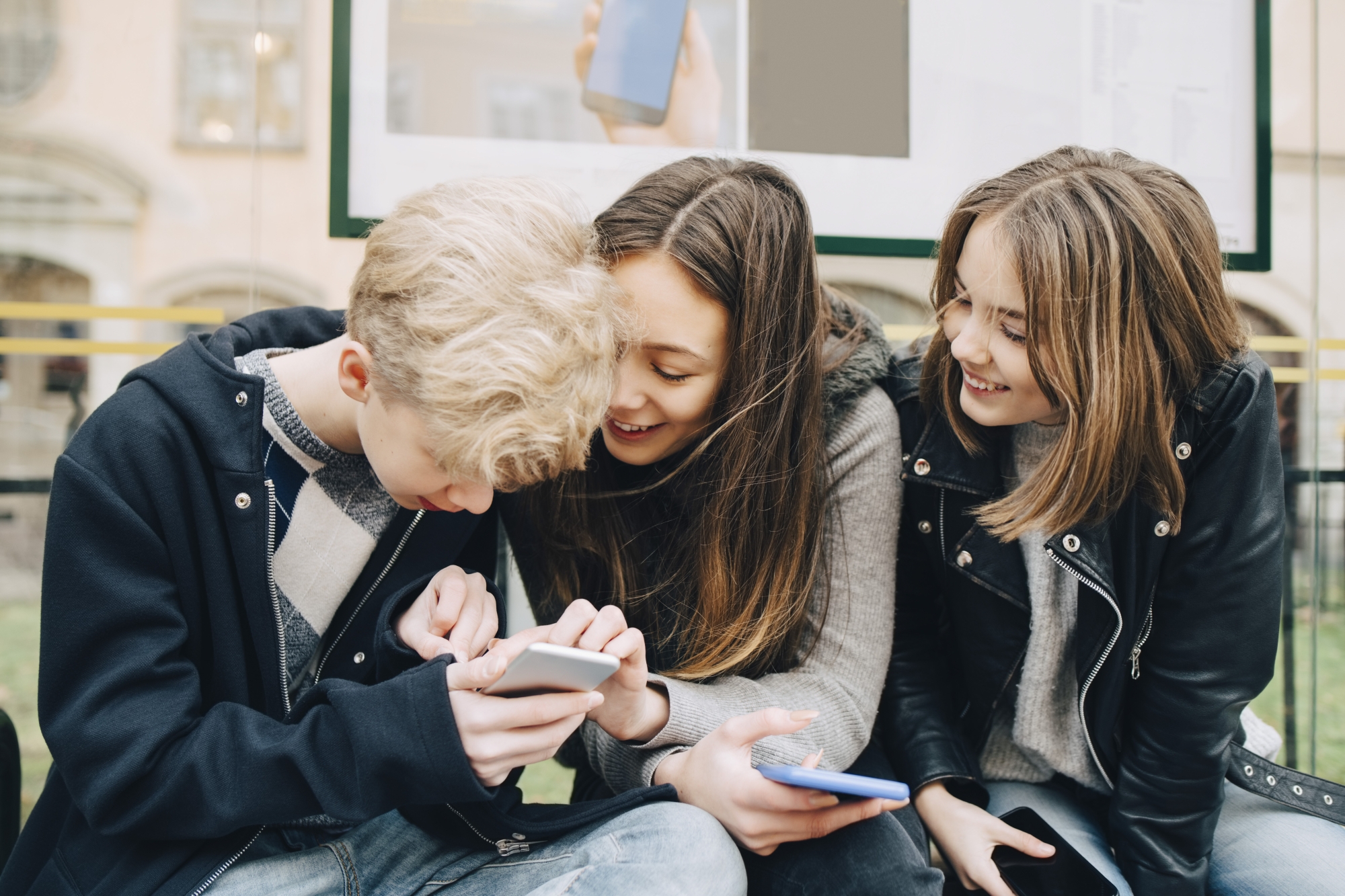 Réseaux sociaux : l’Europe veut les interdire aux moins de 13 ans, voici ce qui est prévu