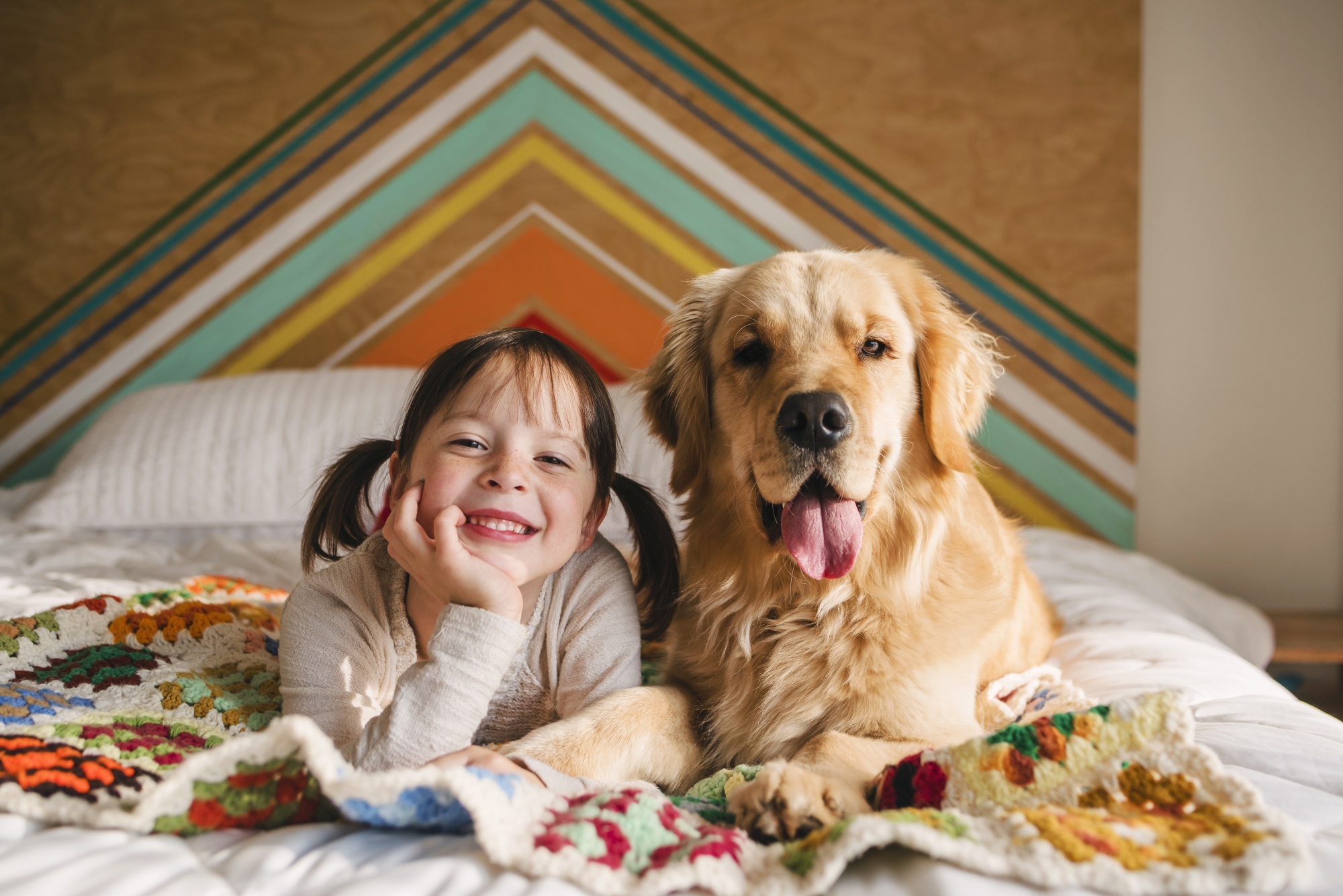 Un animal rend-il forcément un enfant plus heureux ? Ce qui compte au-delà de sa présence