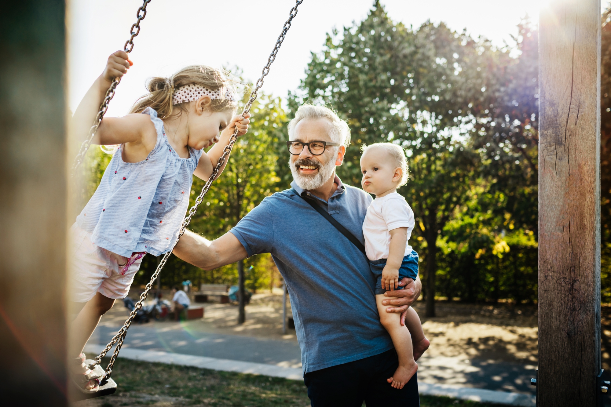 Surnoms blessants, moqueries… Pourquoi certaines paroles de grands-parents peuvent laisser des traces