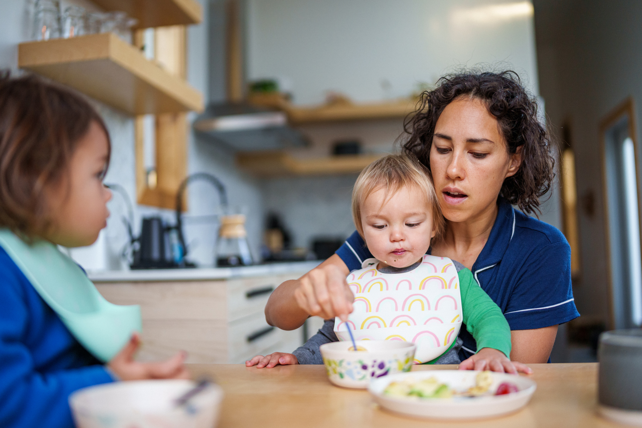 Choisir une assistante maternelle : 5 questions à lui poser absolument
